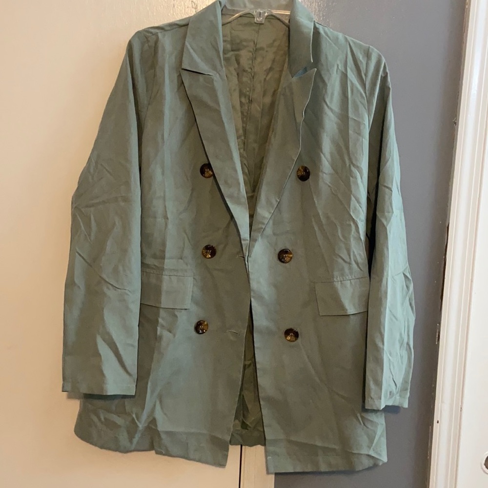 SHEIN Light Weight Blazer